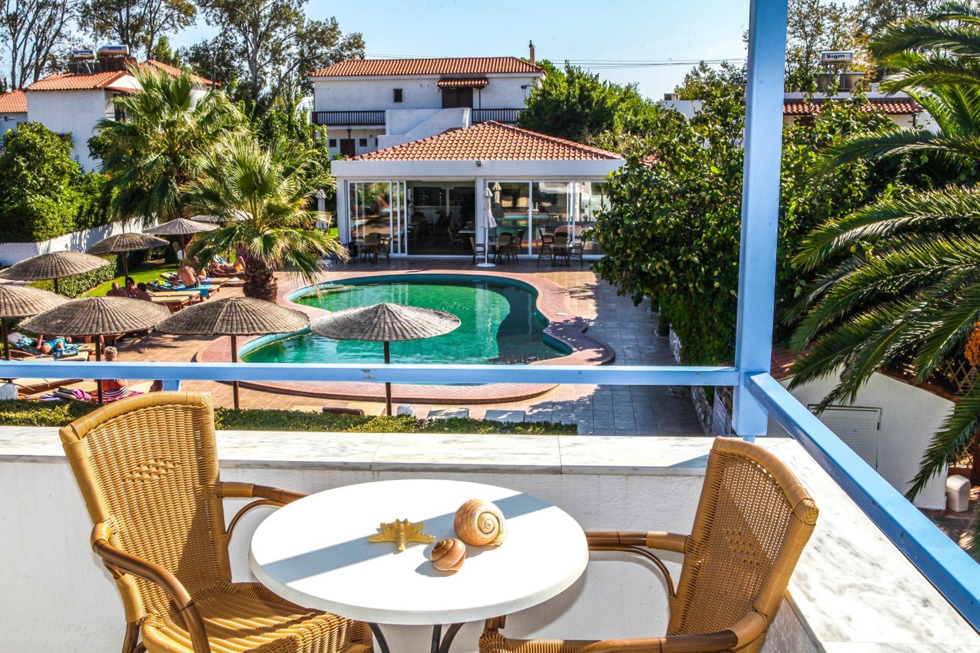 Ostria Aparthotel Agia Paraskevi  Exterior photo